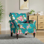 Poltrona Clássica com Tachas Decorativas e Assento com Molas Ensacadas